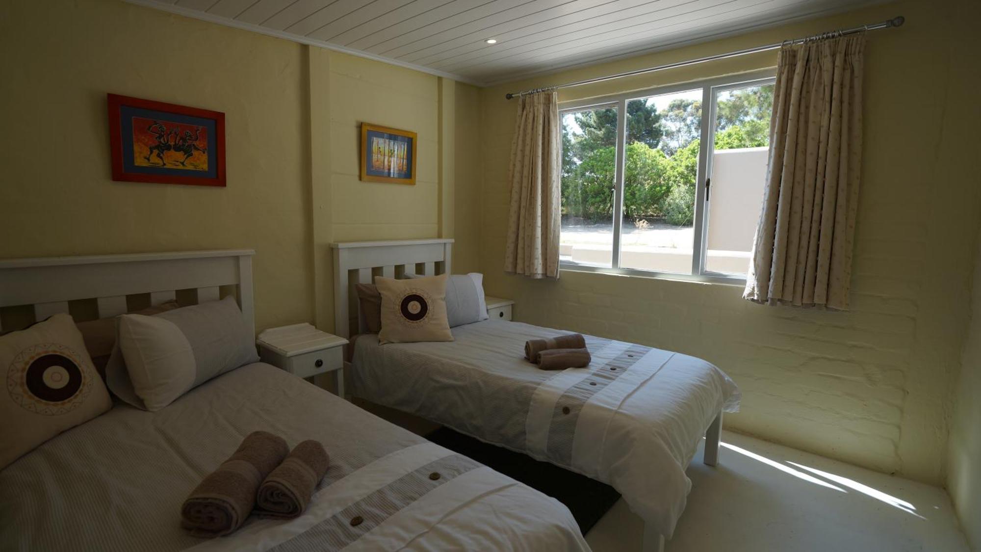 Stellar Overberg Travellers Lodge Napier Extérieur photo
