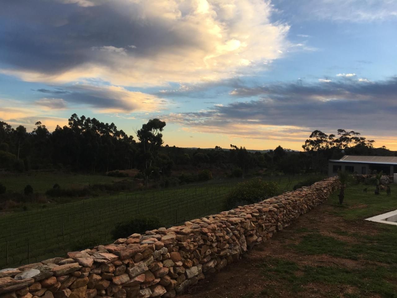 Stellar Overberg Travellers Lodge Napier Extérieur photo